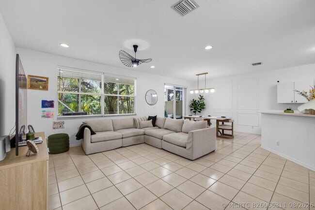 Building Photo - 9181 Villa Palma Ln