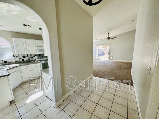 Photo - 2530 E Jasper Dr