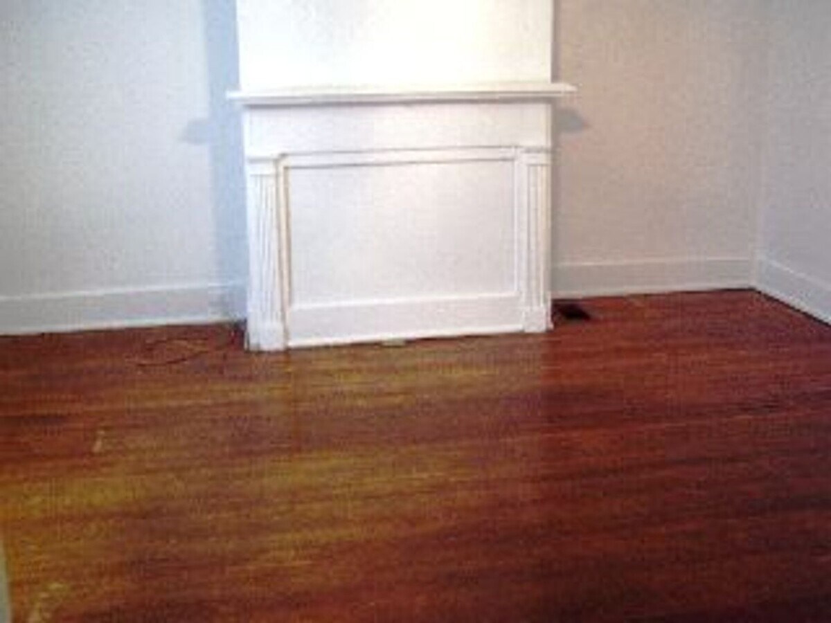 Photo - 2 Story House Under $800