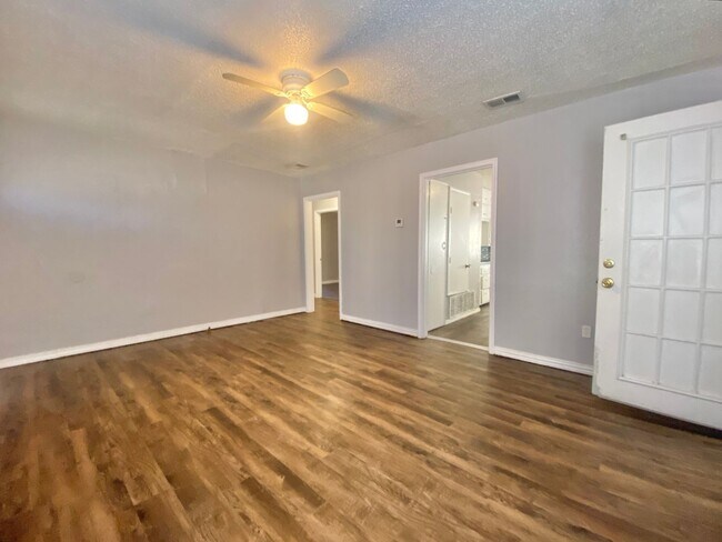 Photo - Great rental now available near Texas Tech University and UMC.