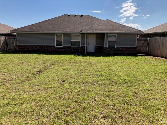 Building Photo - 9605 Lauren Dr Rental