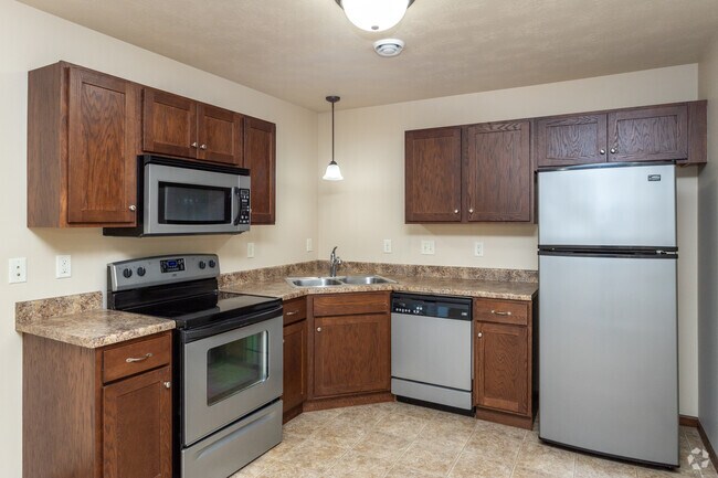 2BR, 2BA - 1,137SF - Kitchen