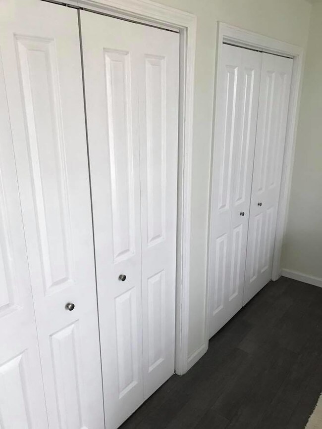 Closet - Closed - 620 Peachtree St NE Unit 1402