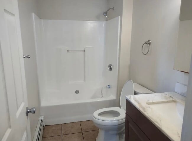 Photo - 71 Bowling Ln
