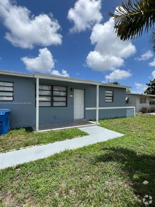 Building Photo - 4160 NW 12th Ave Rental