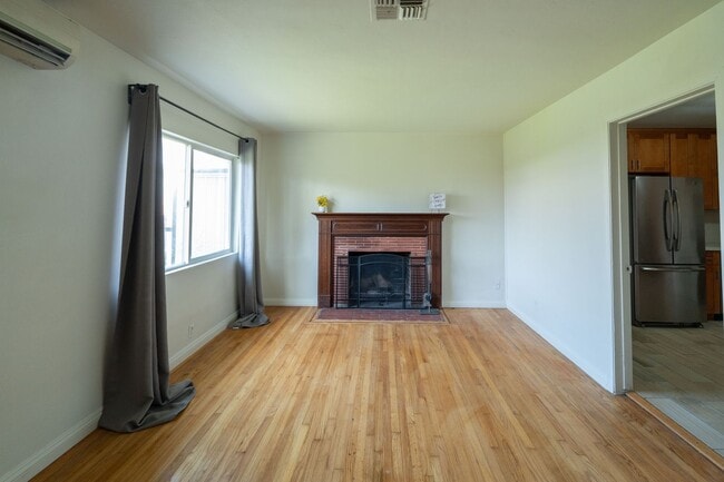 Photo - 4452Cogs Unidad 4454