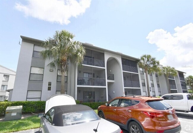 Building Photo - 1132 S Pine Ridge Cir Unit 32 Rental