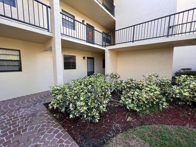 Photo - 2050 Oleander Blvd Condo Unit 6-102