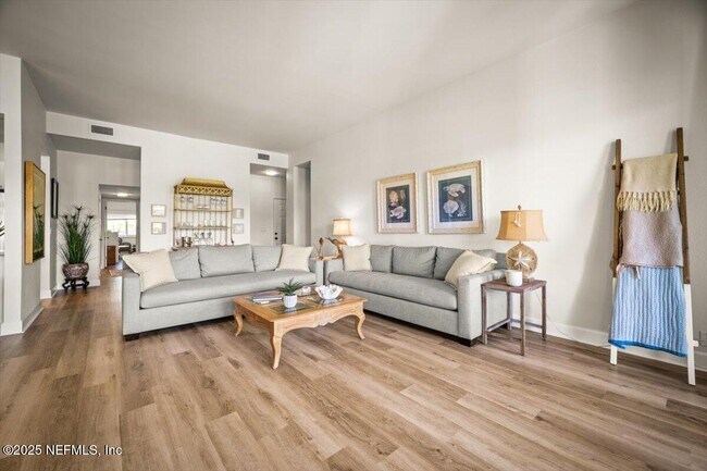 Photo - 25 Tifton Way S
