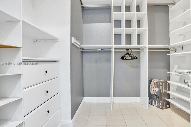 Photo - 205 N 31st Ave