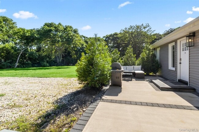 Photo - 25 Peters Ln Unit A