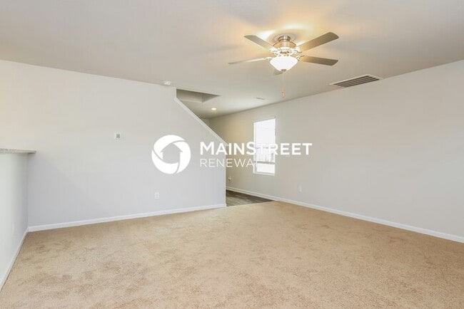 Photo - 3 Bedroom Pet-Friendly Home in Zebulon, NC with Main Street Renewal