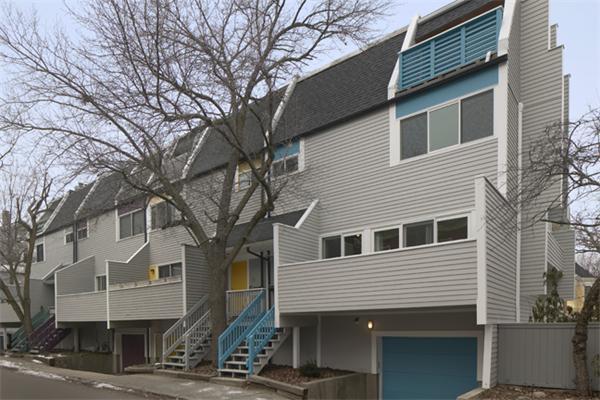 Building Photo - 1 Irving Ter