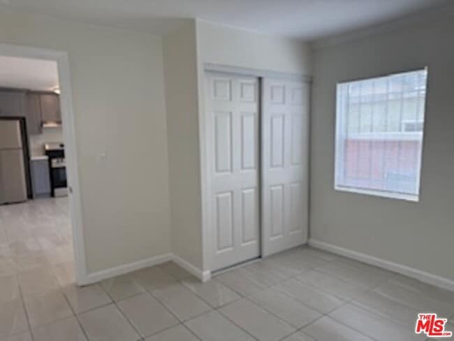 Photo - 1241 E 80th St