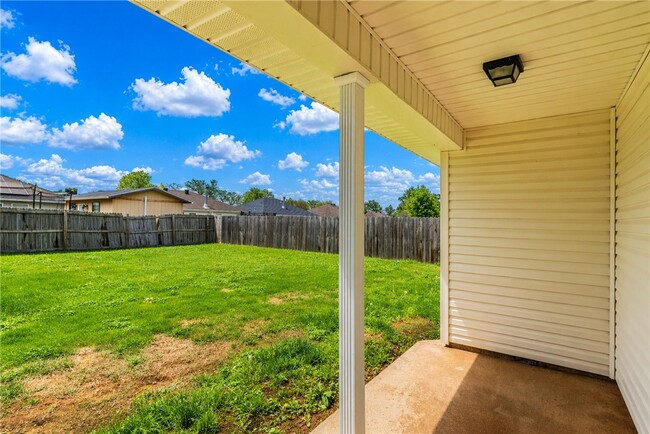 Photo - 6206 SW Meadow Well Ave