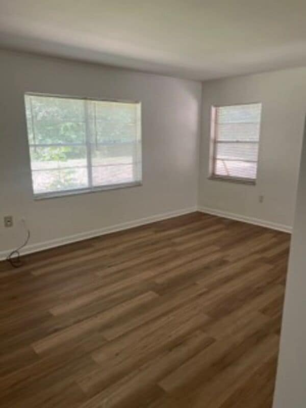 Photo - 1107 Silverton Ct