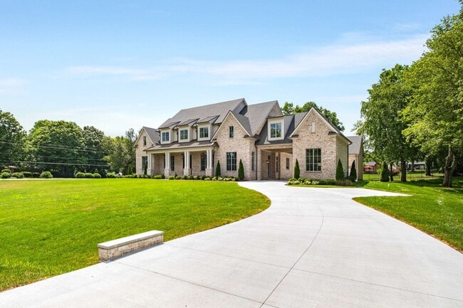 Photo - 8115 Devens Dr