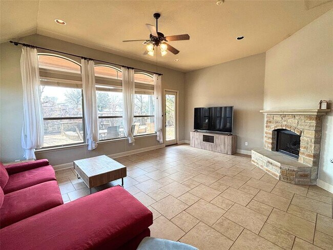 Photo - 15313 Bandon Dr