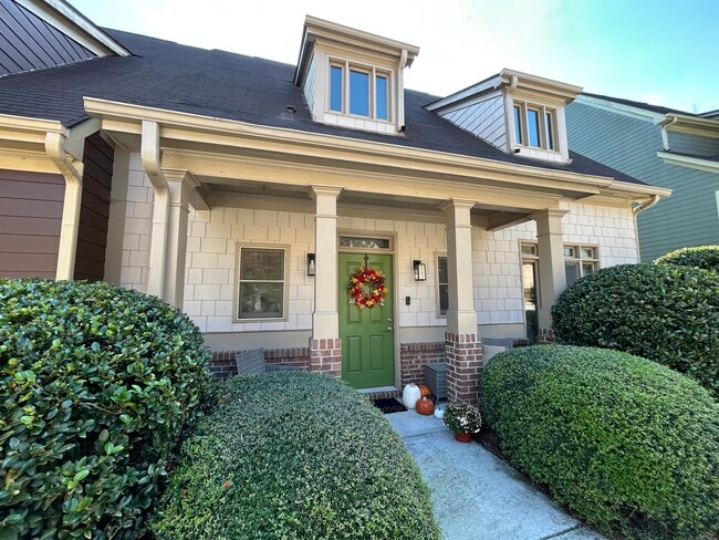 Building Photo - 2535 Village Creek Landing SE