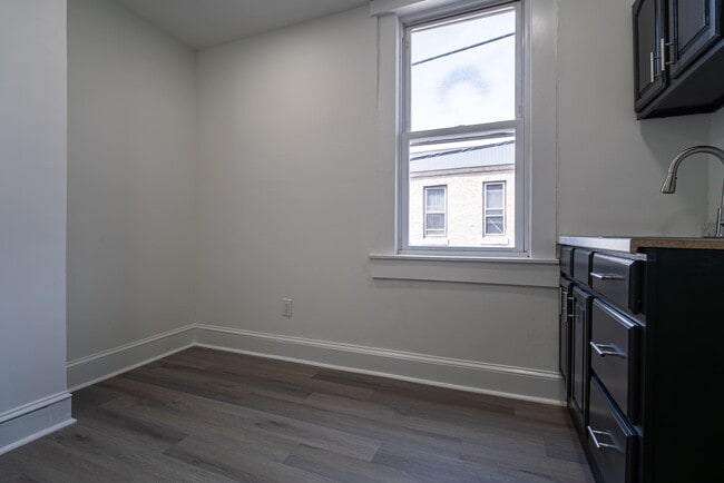 Photo - 2410 Wharton St Unit 2nd Floor