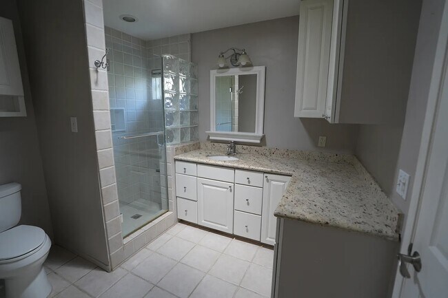 10351 Parr Ave Unit LA Sunland Apartment