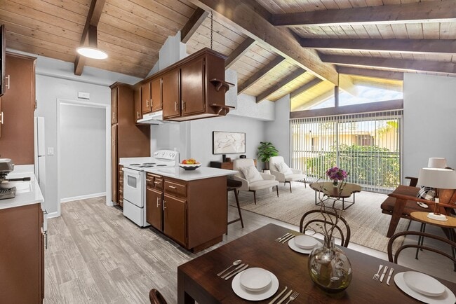 Photo - Molokai Apartments!