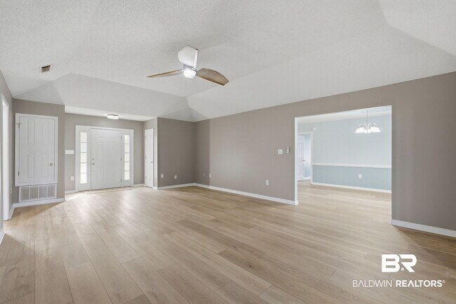 808 Azalea Trace Dr