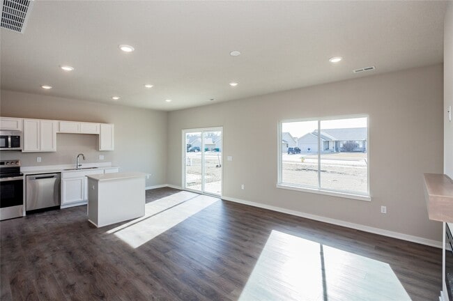 Photo - 6129 Tungsten Dr