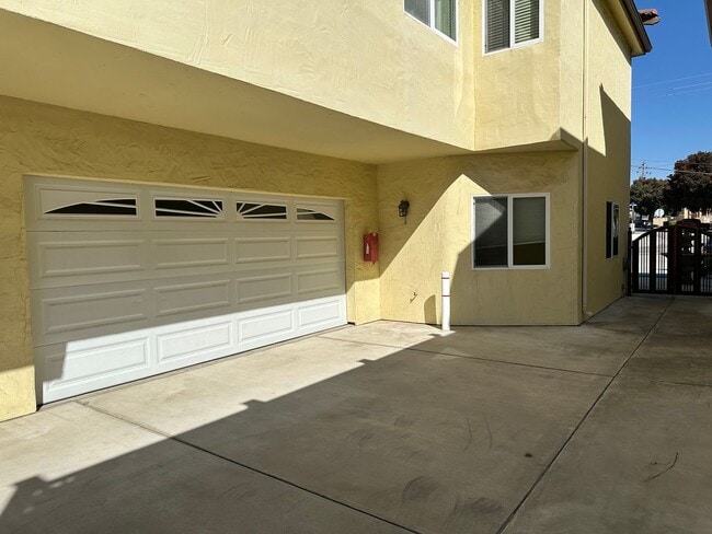 Photo - MAIN ST Unit 1189