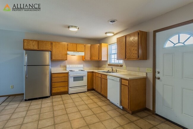 Photo - Bluemont Ave. 815-817 Unit 817