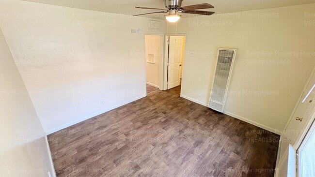 Photo - 1 bedroom/ 1 bathroom apartment near Bernard St/ Alta Vista Dr