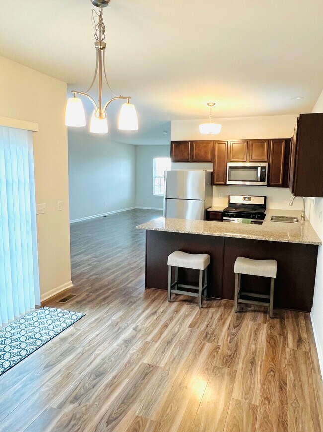 Photo - 931 Station Blvd