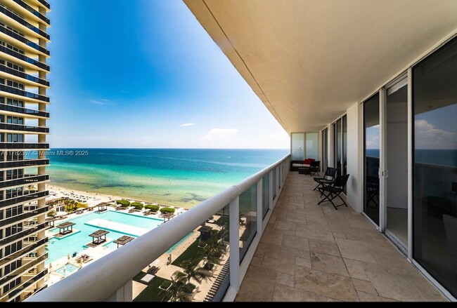 Building Photo - 1830 S Ocean Dr Unit 1808 Rental