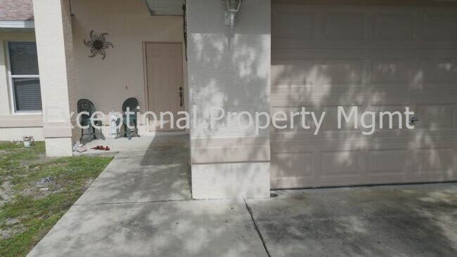2-bedroom 2 bath 2 duplex with garage! - 2-bedroom 2 bath 2 duplex with garage! Casa