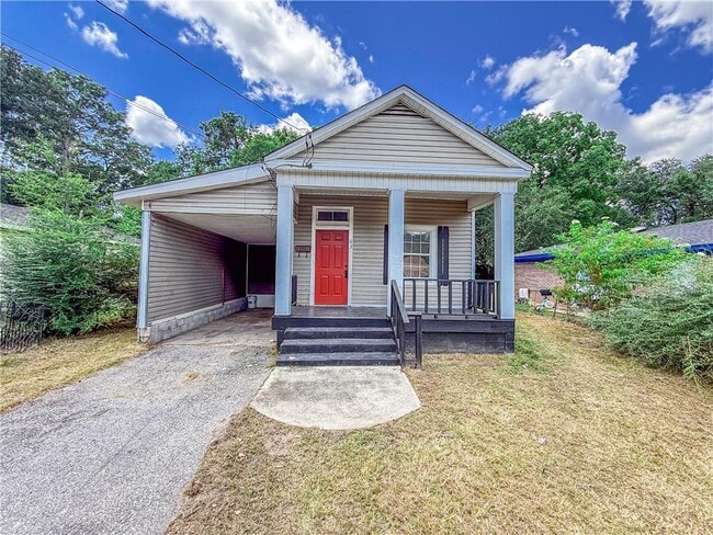 Building Photo - 63 Macks St