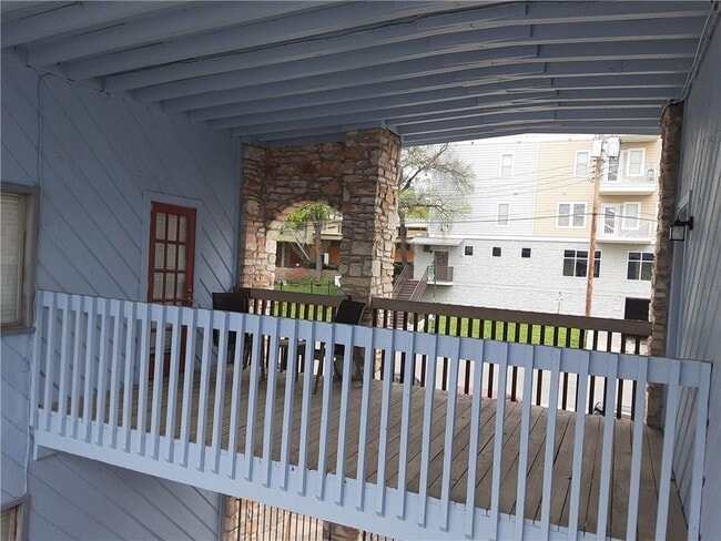Photo - 2408 Longview St Unit 212