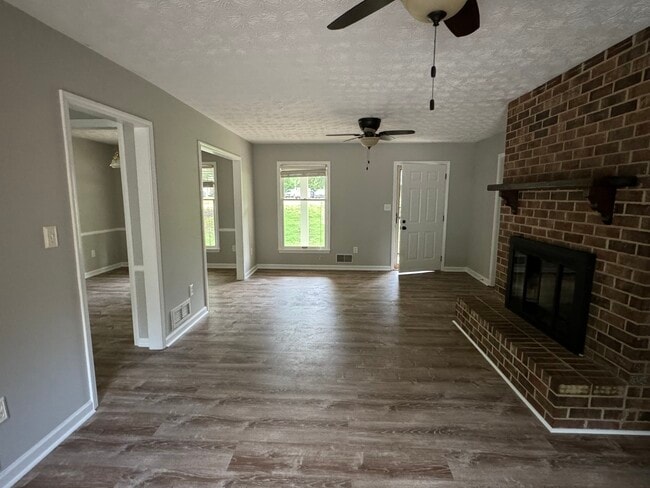 Photo - 1490 Crooked Creek Rd