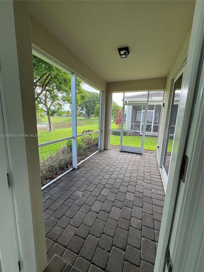 Photo - 4729 Greenway Dr