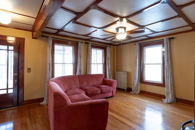 Photo - 4 Bedroom house conveniently located in Florence