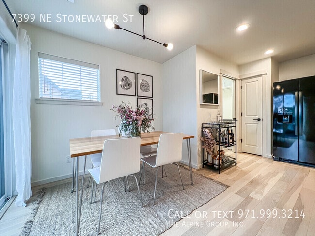 Photo - 7399 NE Stonewater St