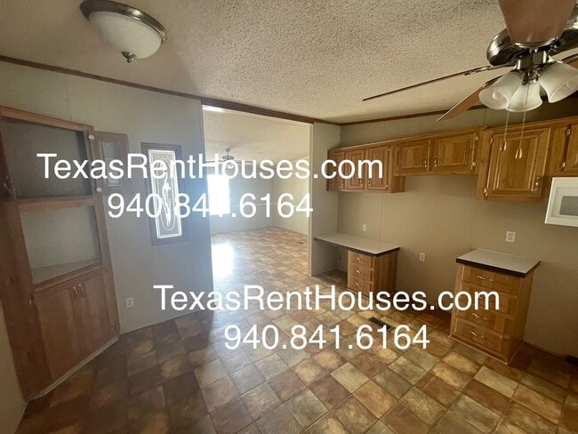 Photo - Country Living on 5 Acres Near Iowa Park