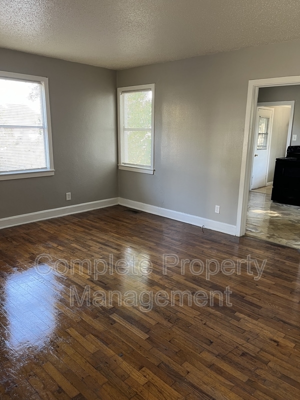 Photo - 2213 Fulton Ave SW