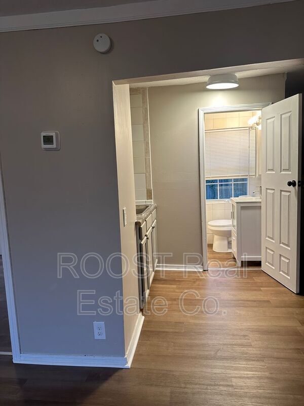 Photo - 3075 Howey Rd