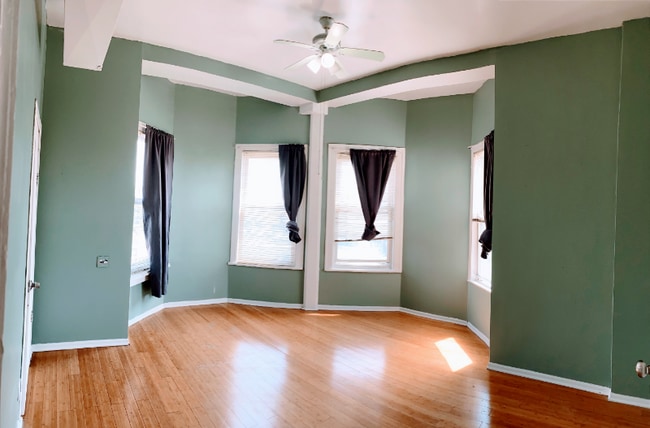 802 W 31st St Unit 2