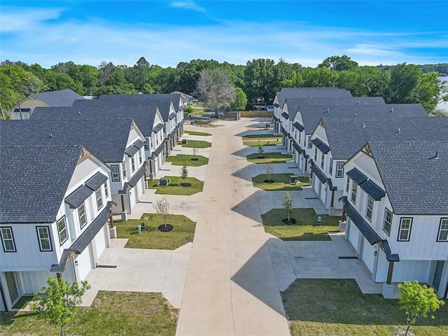 Photo - 1319 W Main St