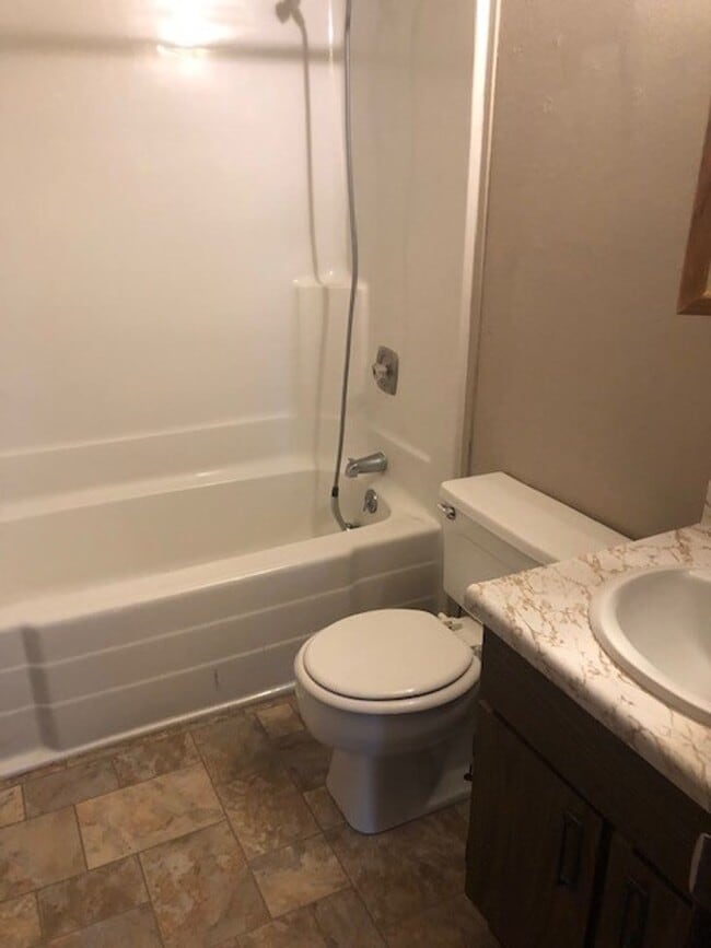 236 Curtis St Unit 236 Curtis Street #3
