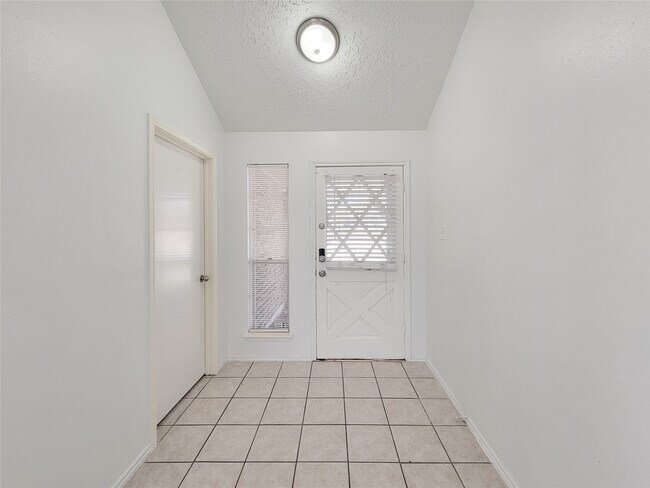 Photo - 8514 Opalwood Ct