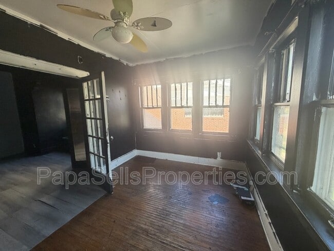 Photo - 107 E Archer Ave