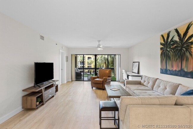 Photo - 700 Uno Lago Dr Unit 303