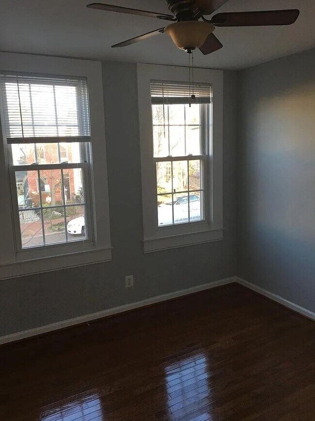 Photo - 640 11th St NE Unit 3